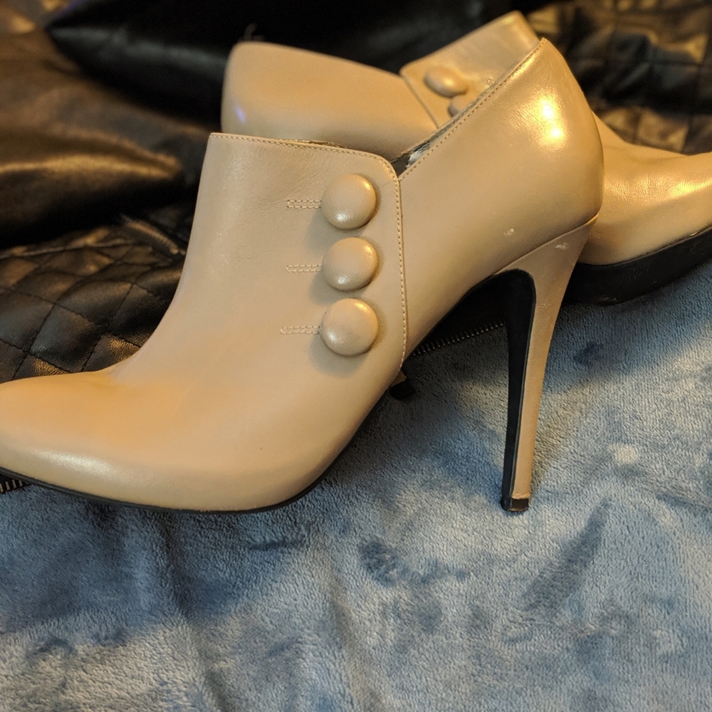 Guess Heels